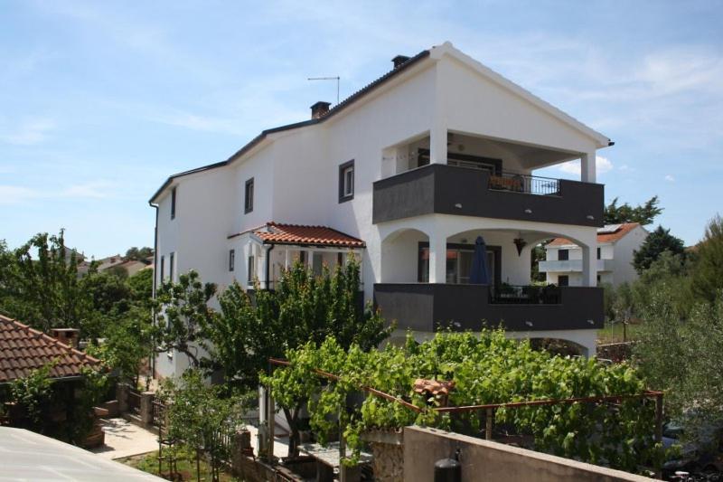 Apartments Hajl Krk Town Dış mekan fotoğraf