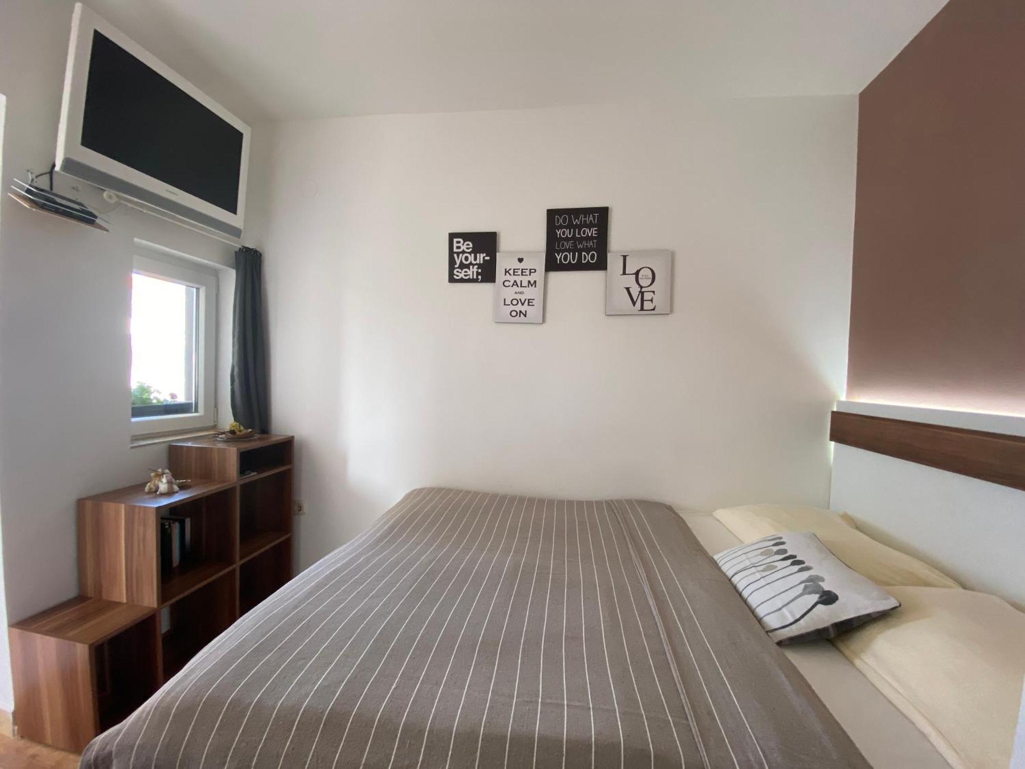 Apartments Hajl Krk Town Dış mekan fotoğraf