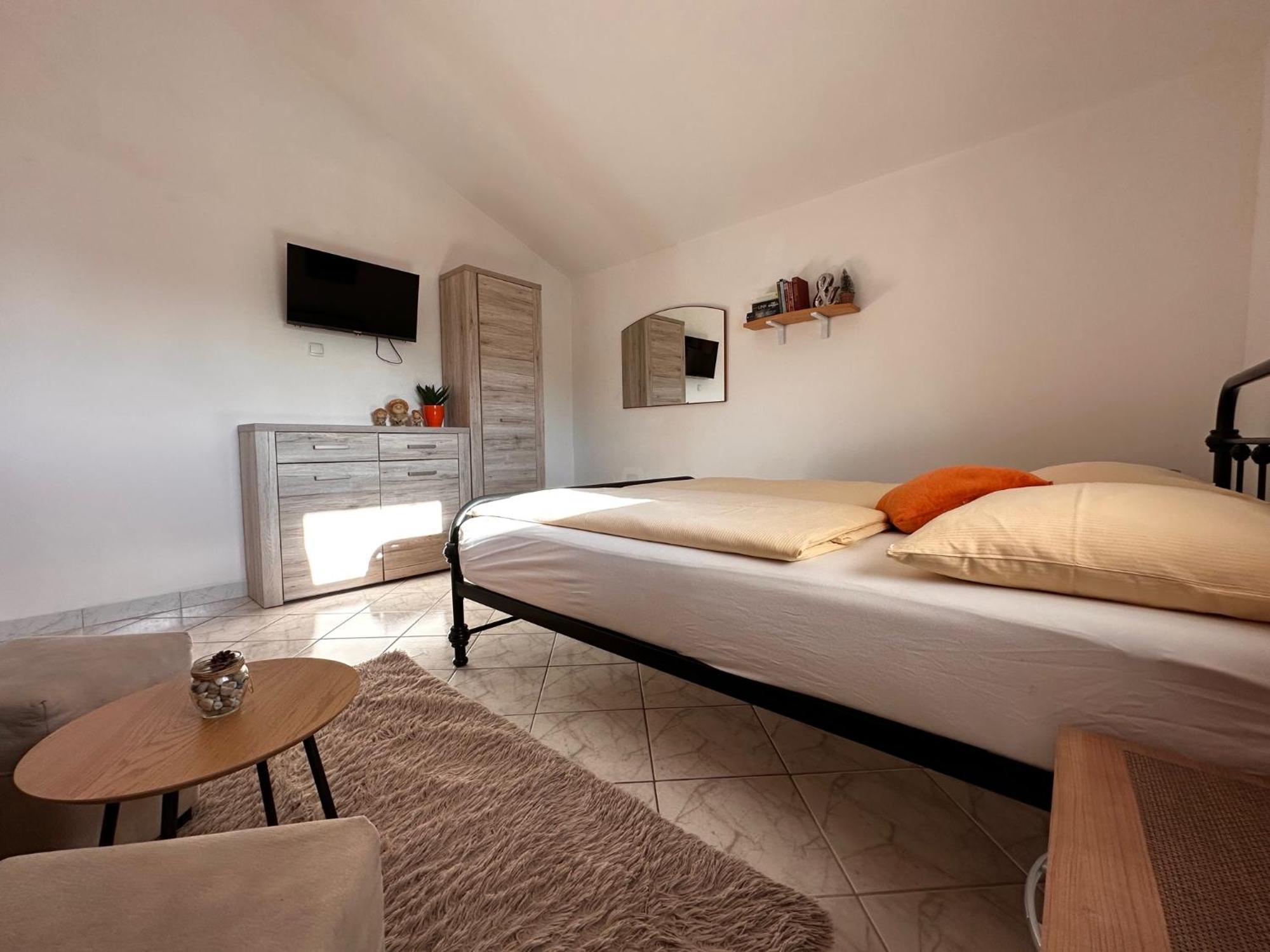Apartments Hajl Krk Town Dış mekan fotoğraf